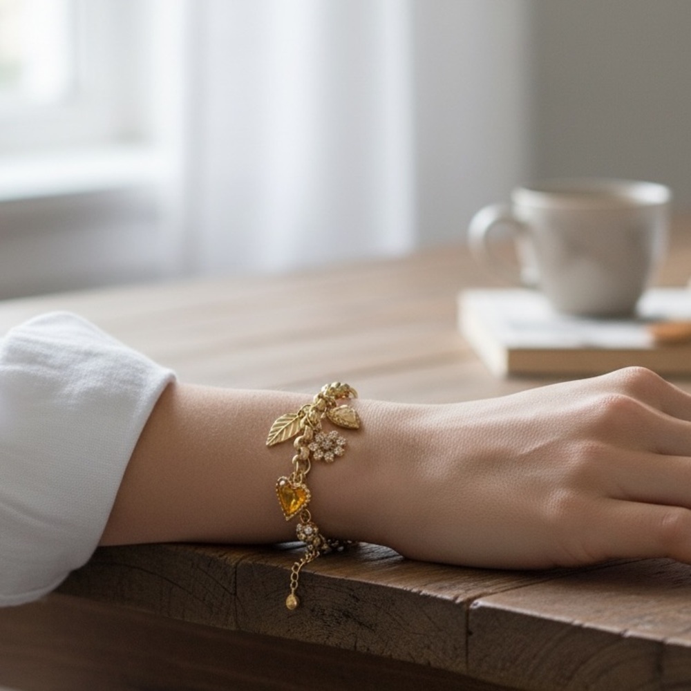 Vintage Gold Tone Amber Charm Bracelet - Picture 3 of 11